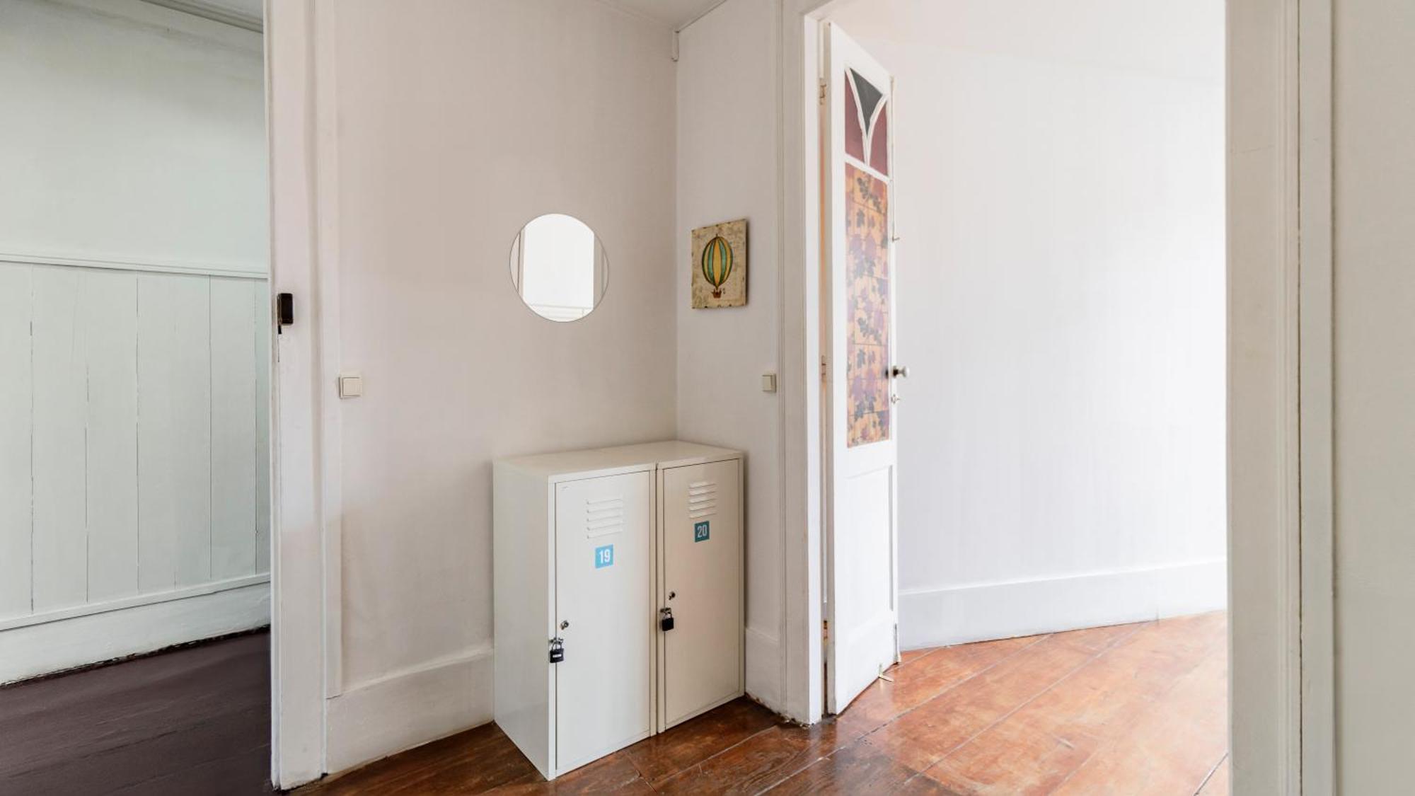 Invictus Hostel Porto Pokoj fotografie