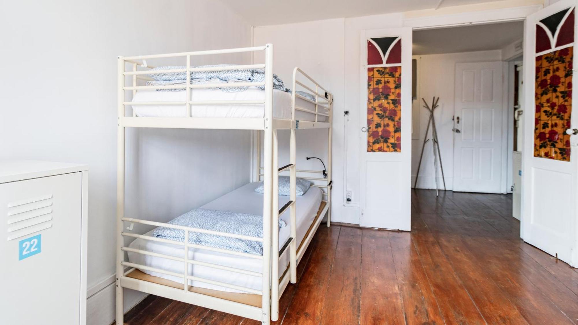 Invictus Hostel Porto Pokoj fotografie